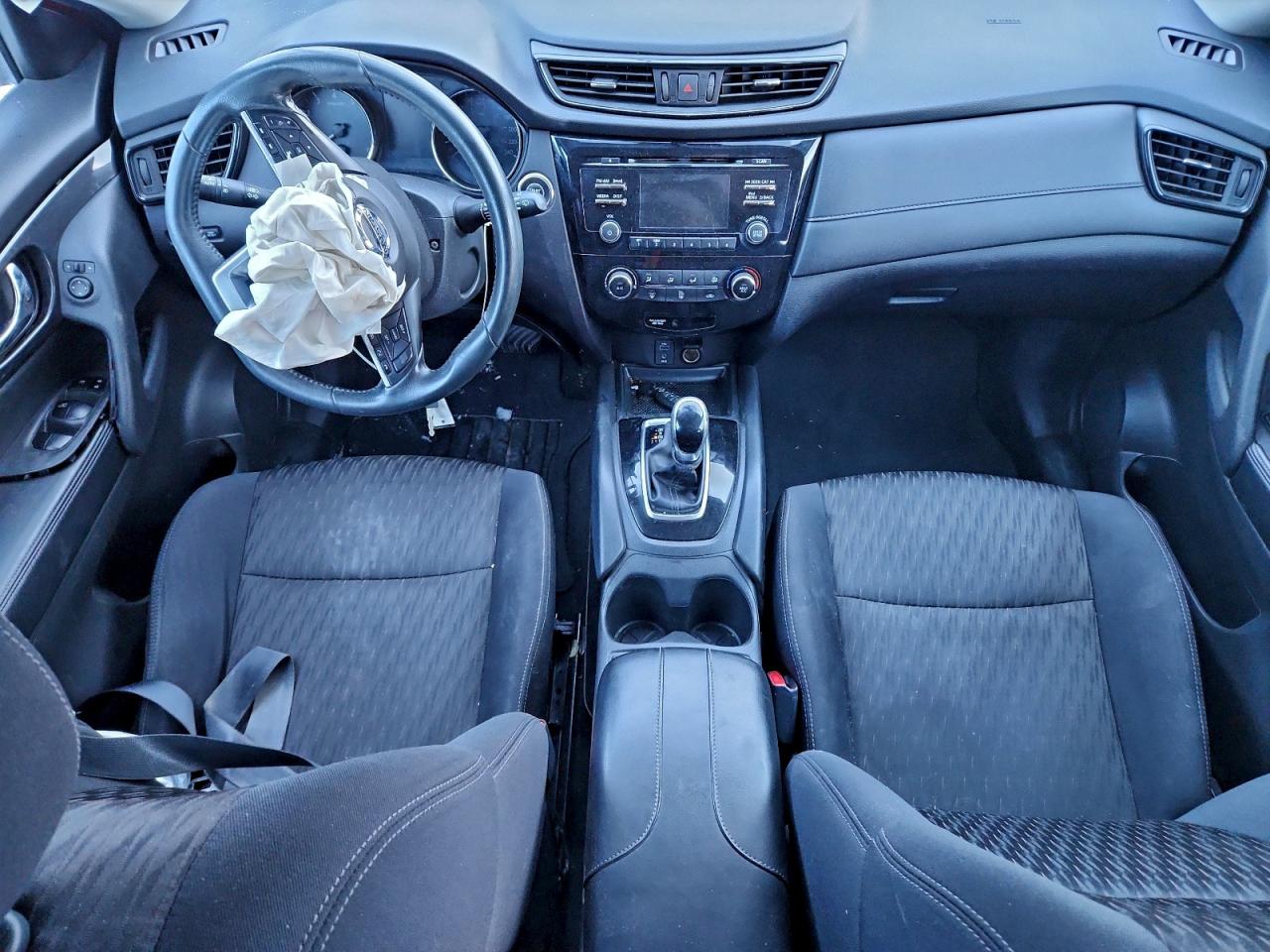 2017 NISSAN ROGUE SV photo 8