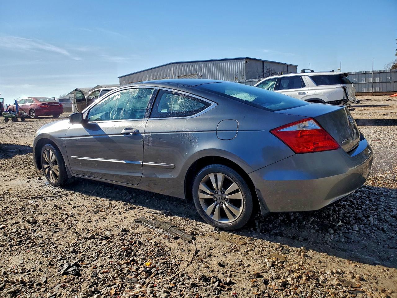 2009 HONDA ACCORD LX photo 2