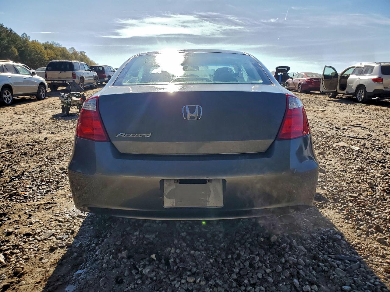 2009 HONDA ACCORD LX photo 6