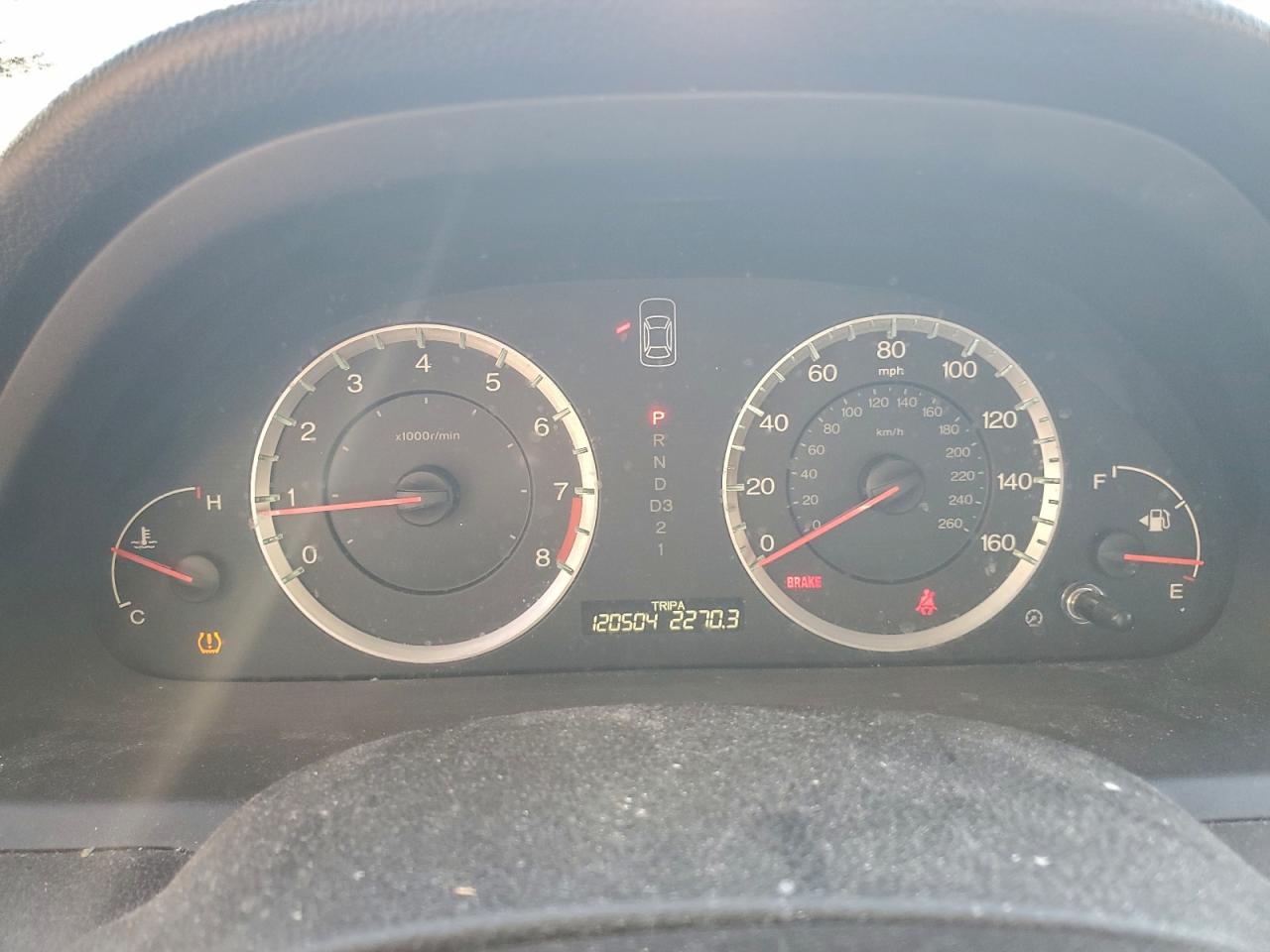 2009 HONDA ACCORD LX photo 9