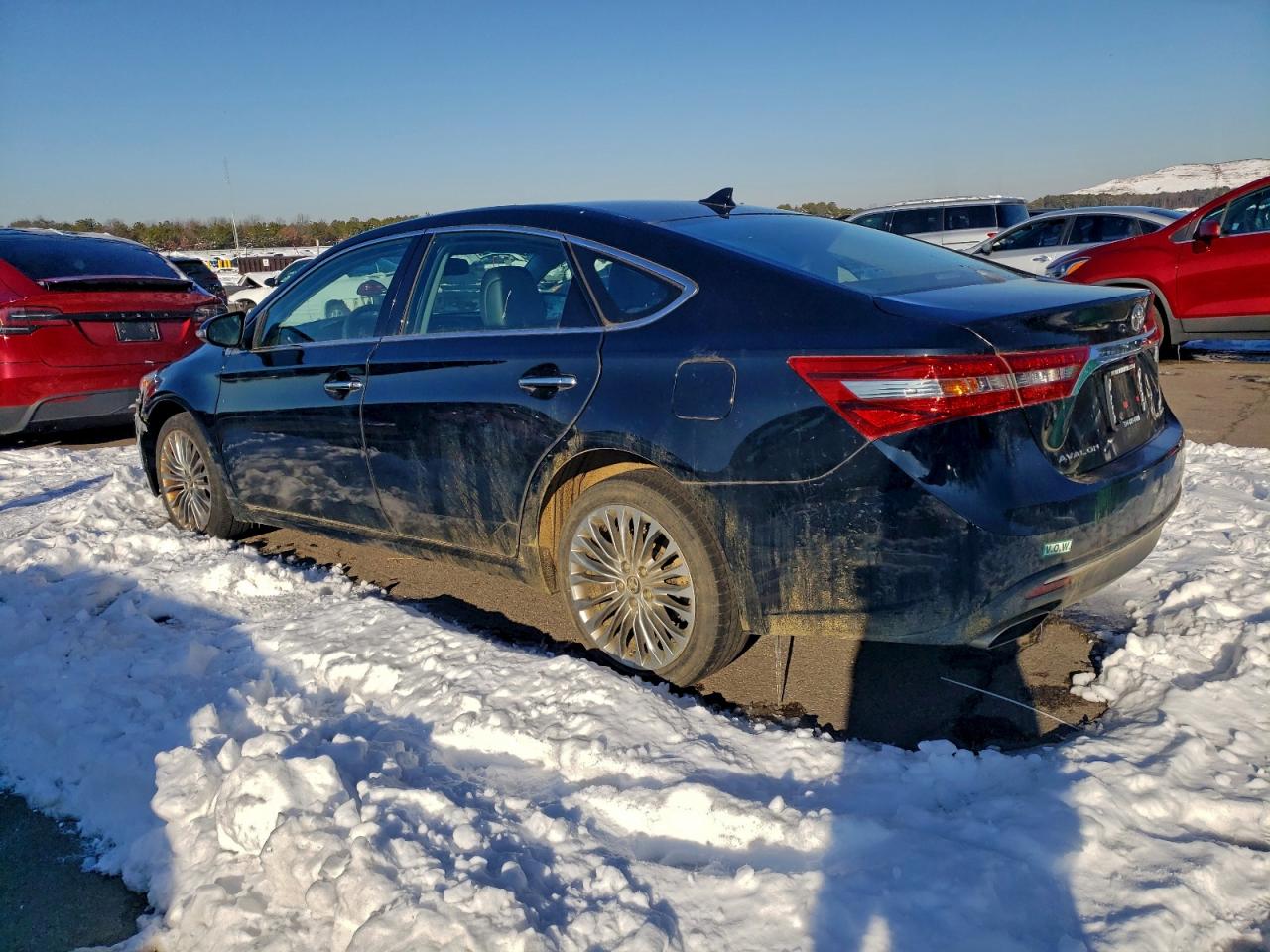 2016 TOYOTA AVALON LIMITED photo 2