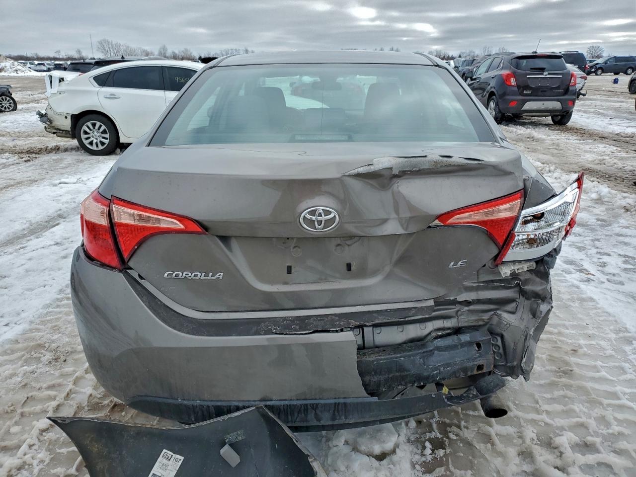 2017 TOYOTA COROLLA L photo 6