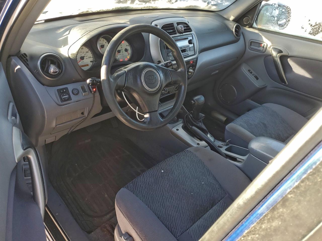 2003 TOYOTA RAV4 photo 8
