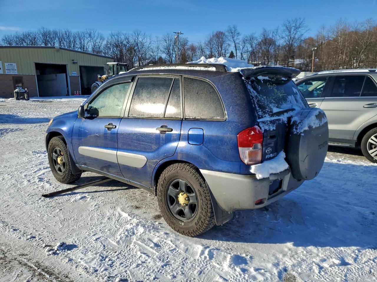 2003 TOYOTA RAV4 photo 2