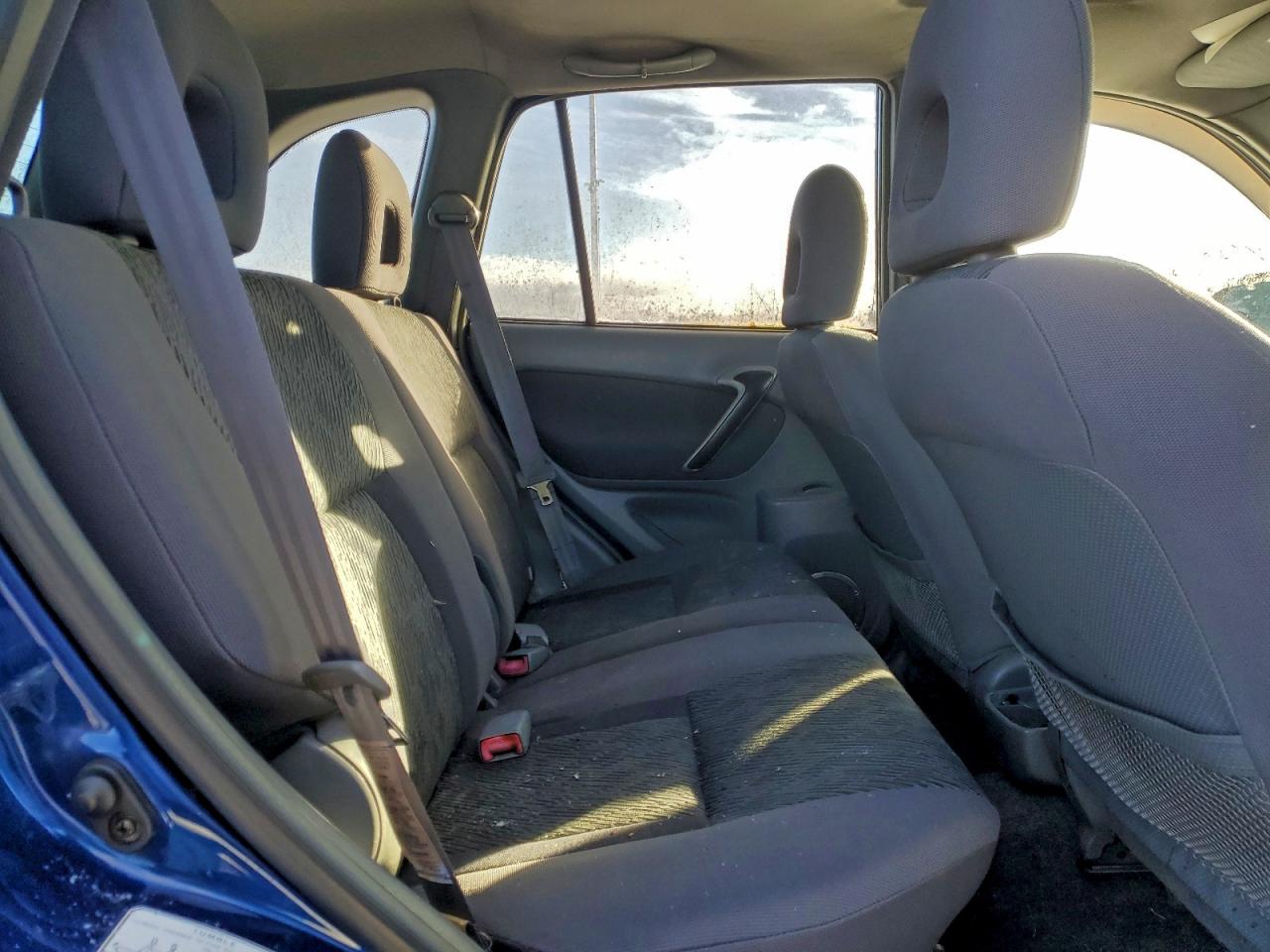 2003 TOYOTA RAV4 photo 11