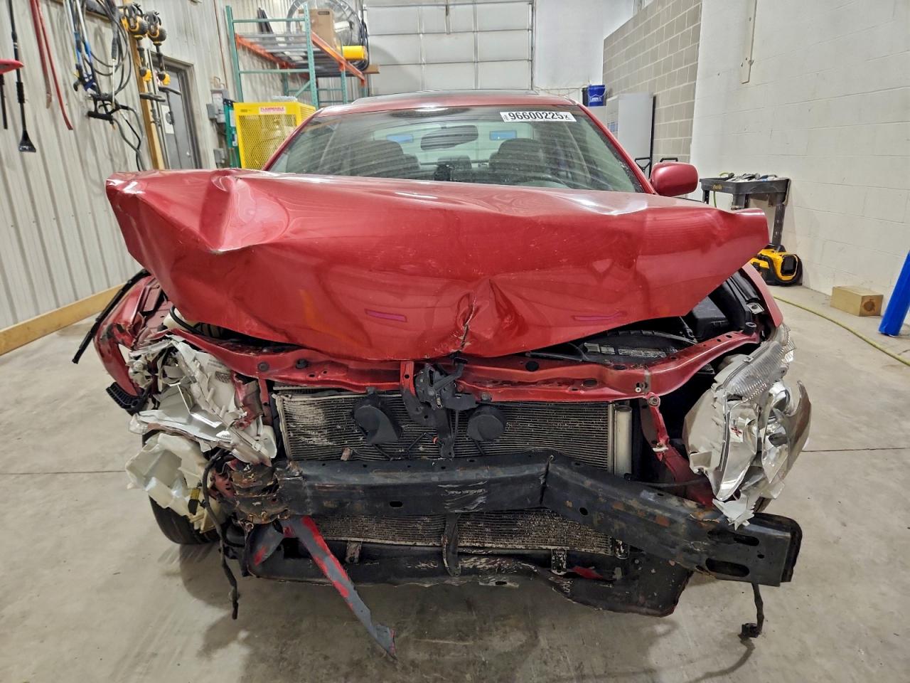 2010 TOYOTA CAMRY SE photo 5