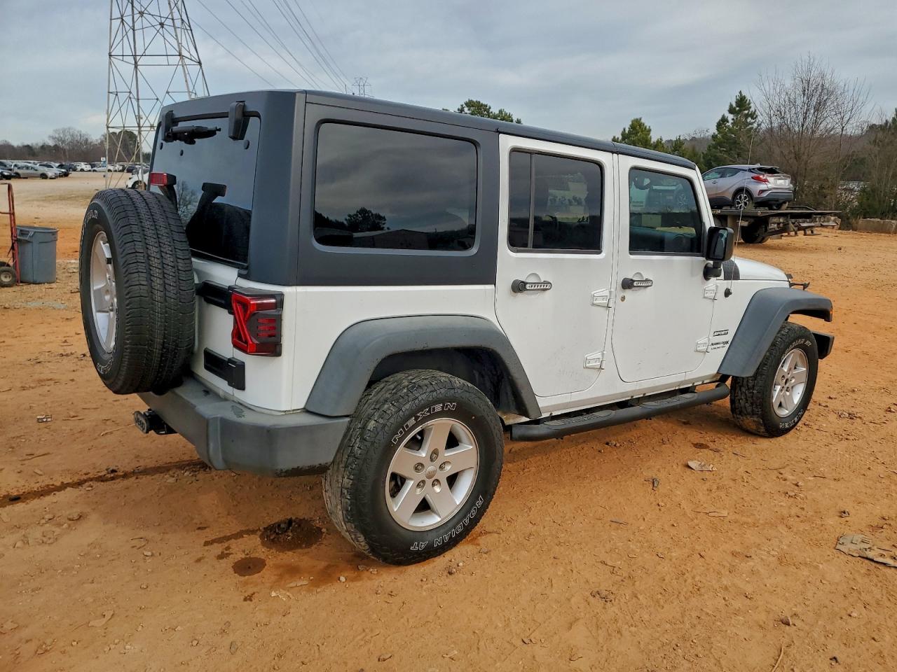 2018 JEEP WRANGLER UNLIMITED SPORT photo 3