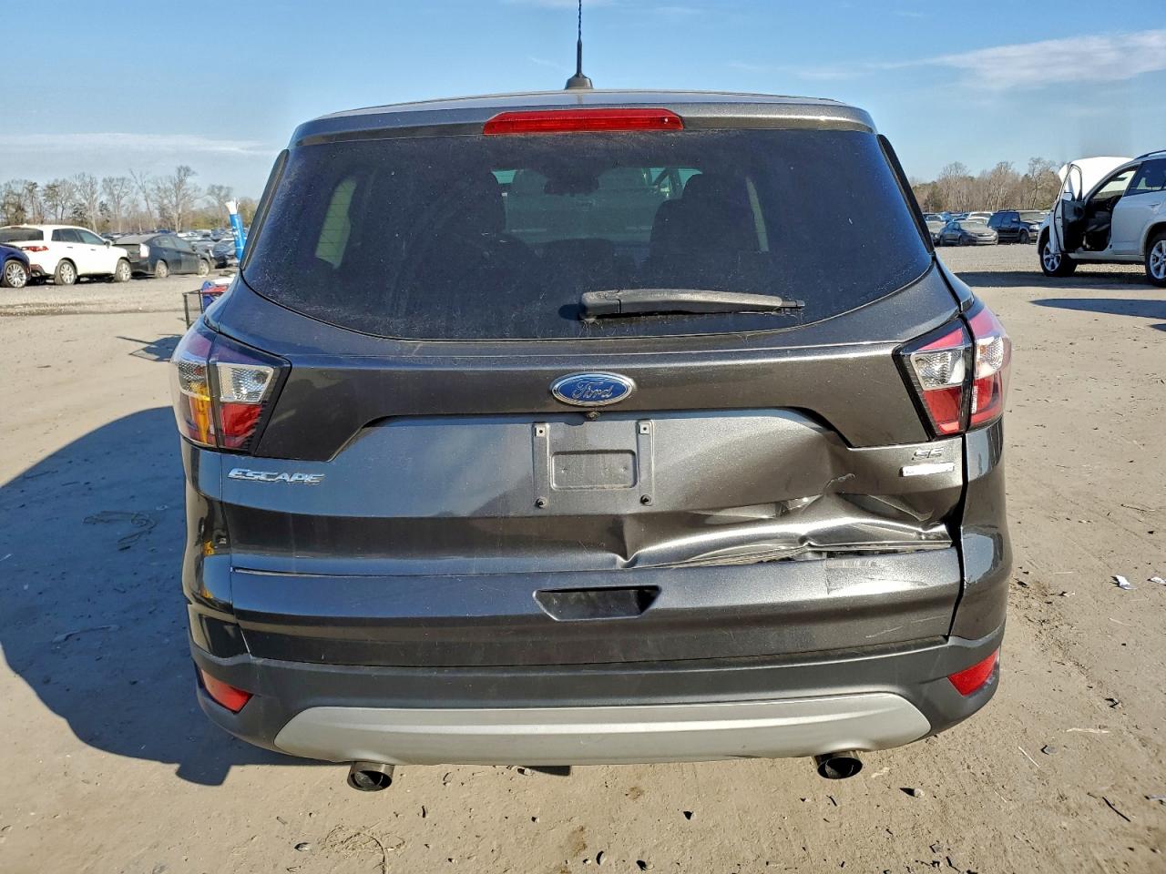 2017 FORD ESCAPE SE photo 6