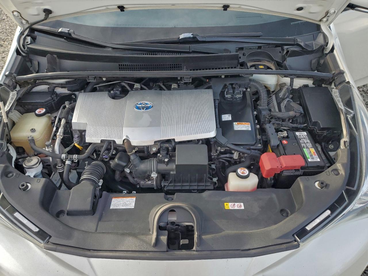 2018 TOYOTA PRIUS photo 12