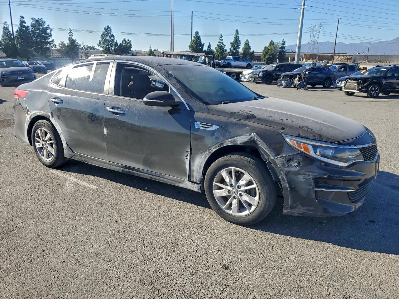 2016 KIA OPTIMA LX photo 4