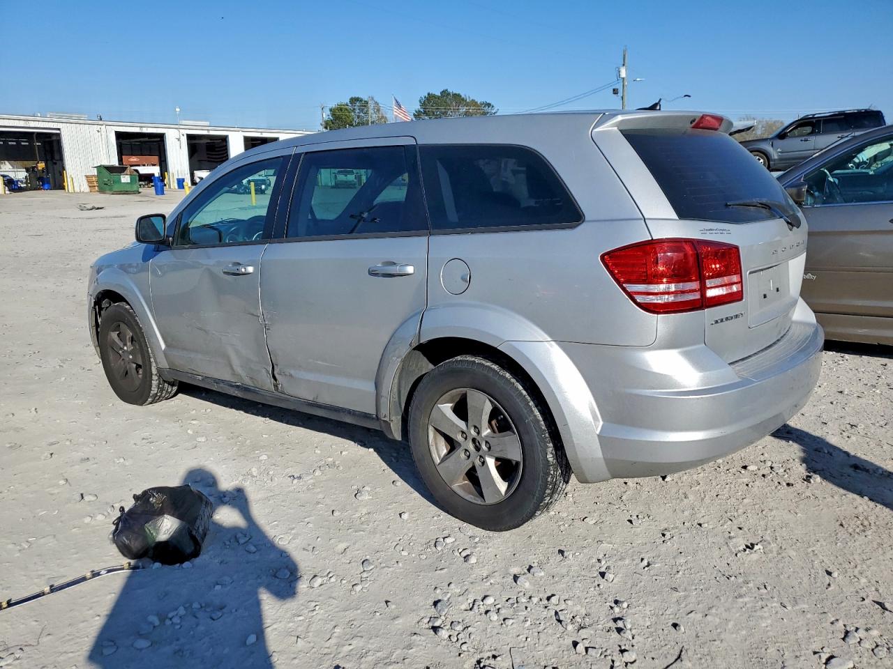 2013 DODGE JOURNEY SE photo 3