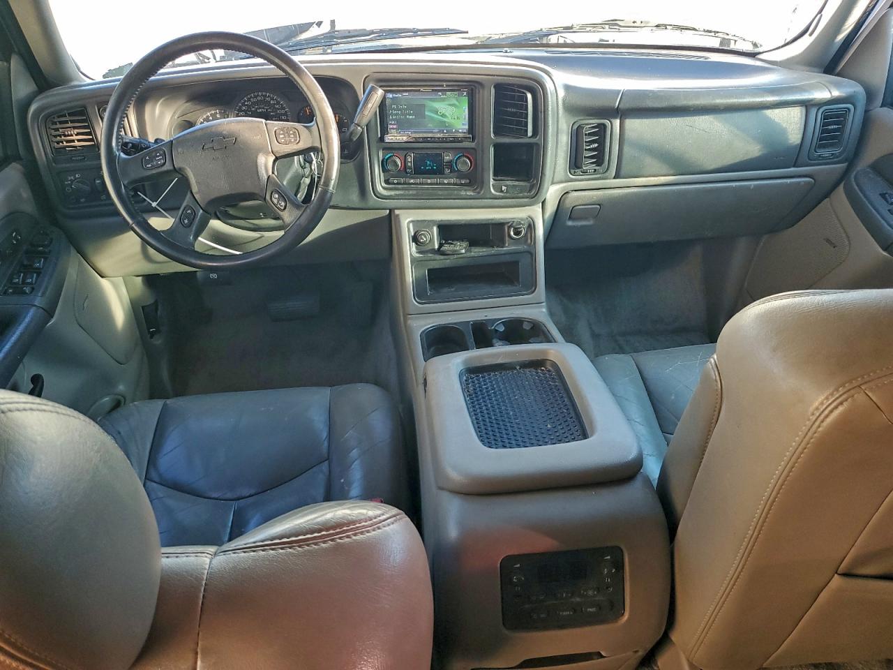 2003 CHEVROLET TAHOE K1500 photo 8