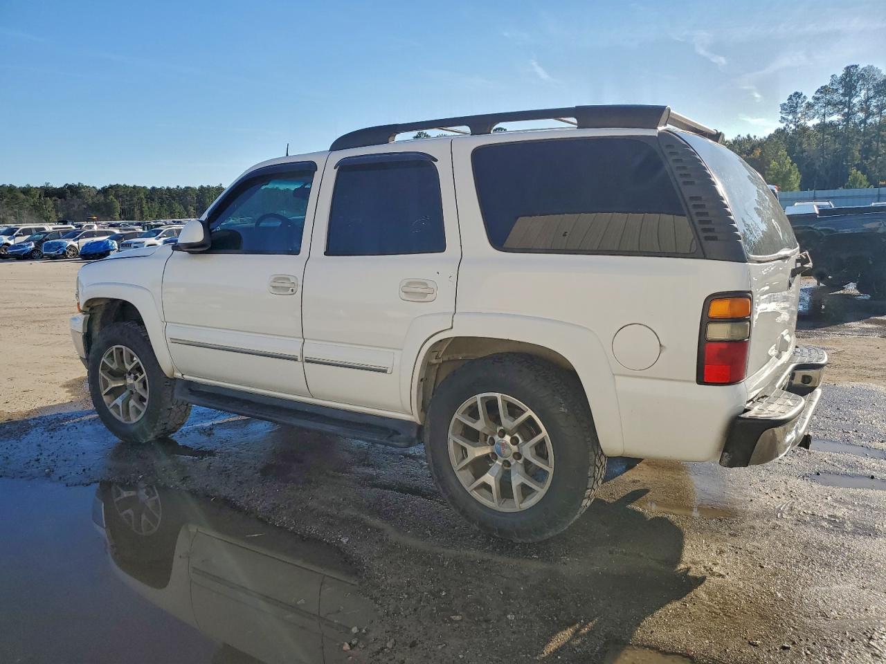 2003 CHEVROLET TAHOE K1500 photo 2