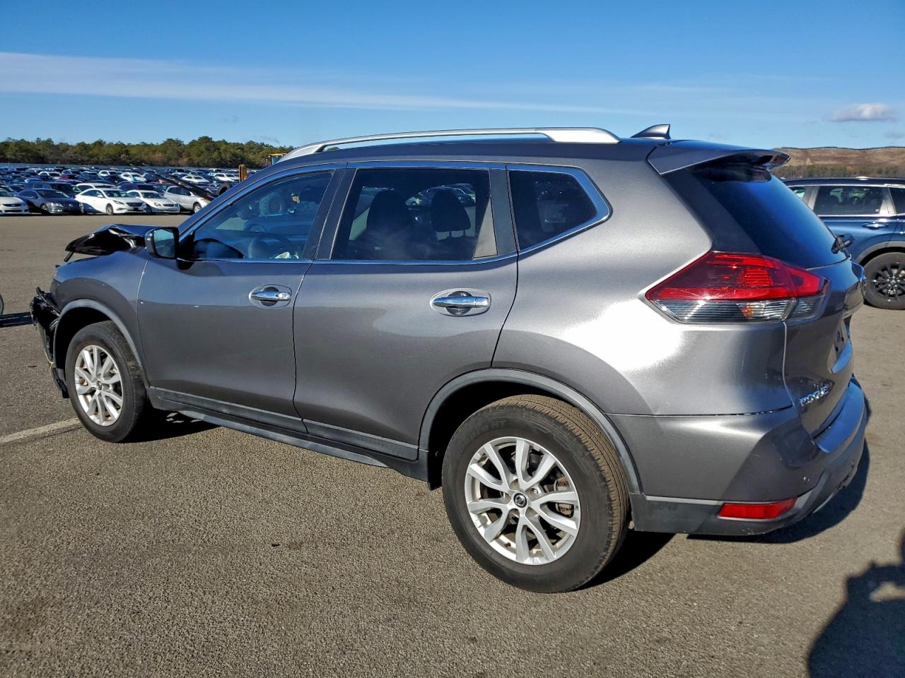 2019 NISSAN ROGUE S photo 2