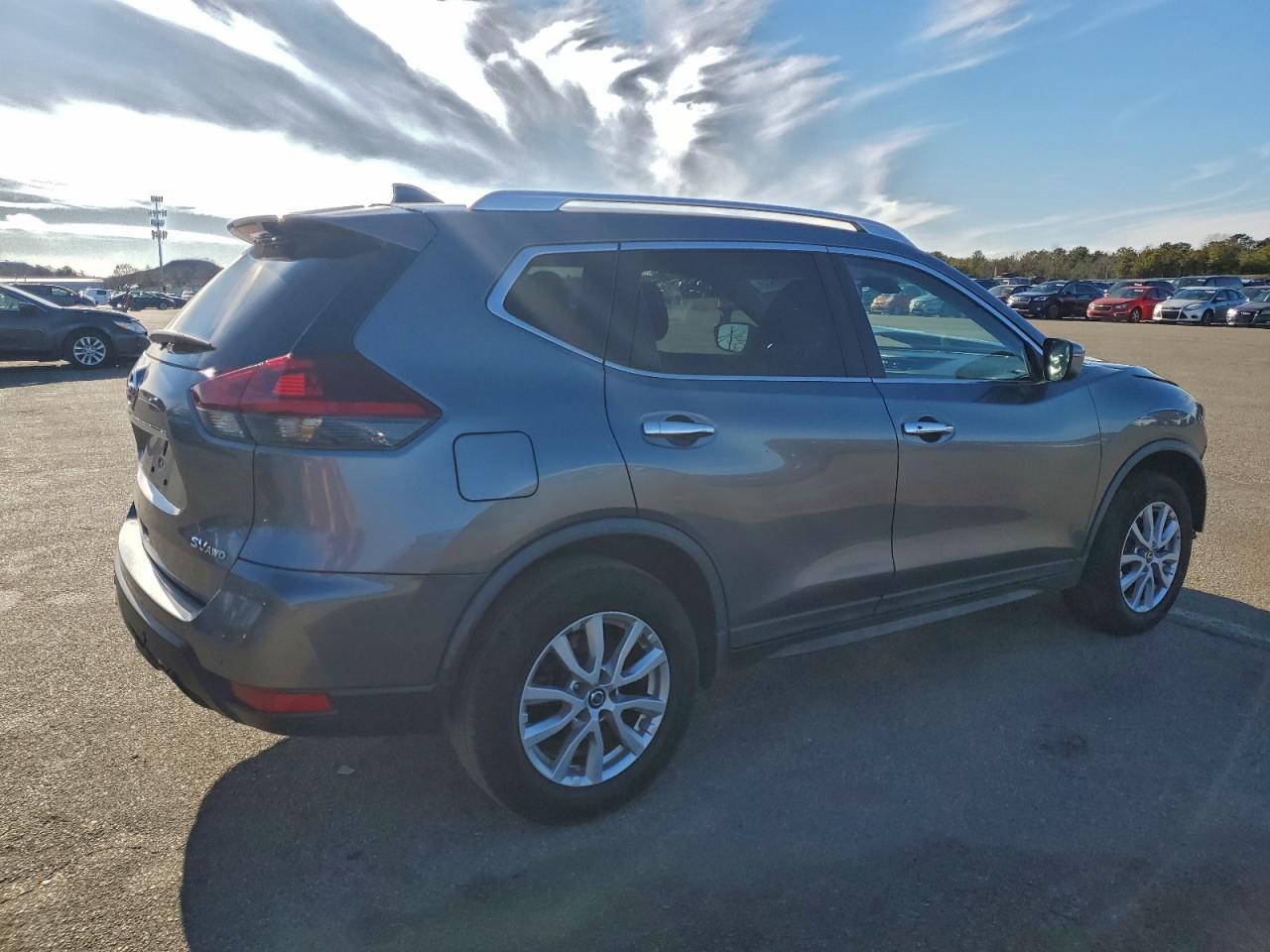 2019 NISSAN ROGUE S photo 3