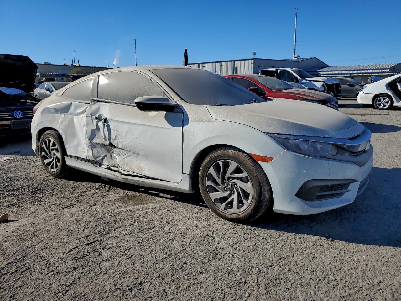 2017 HONDA CIVIC LX photo 4