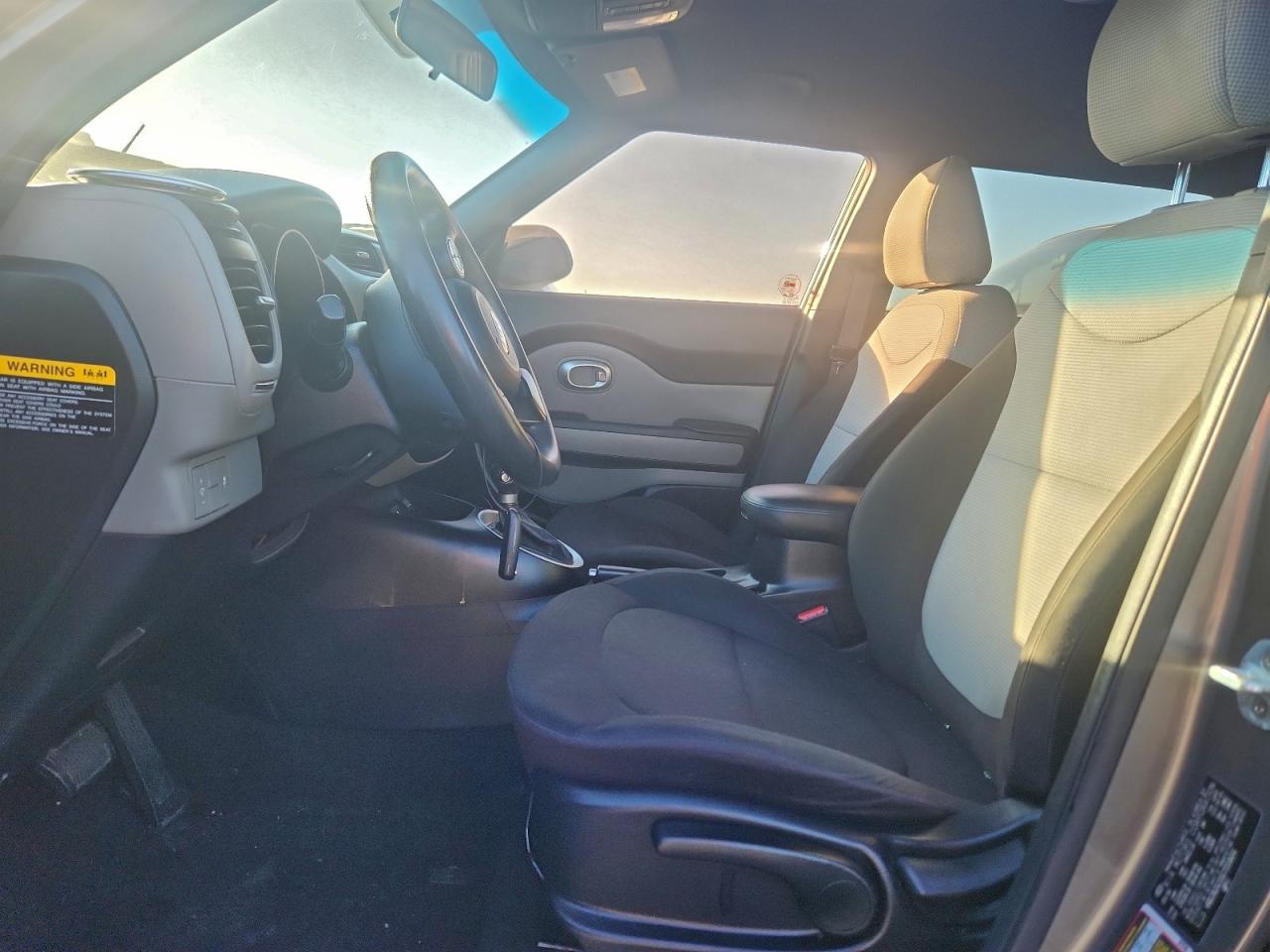 2016 KIA SOUL photo 7