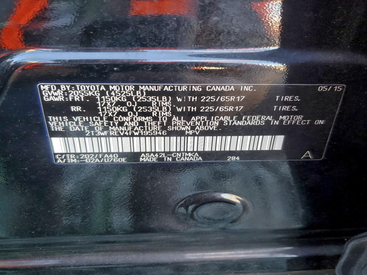 2015 TOYOTA RAV4 photo 34