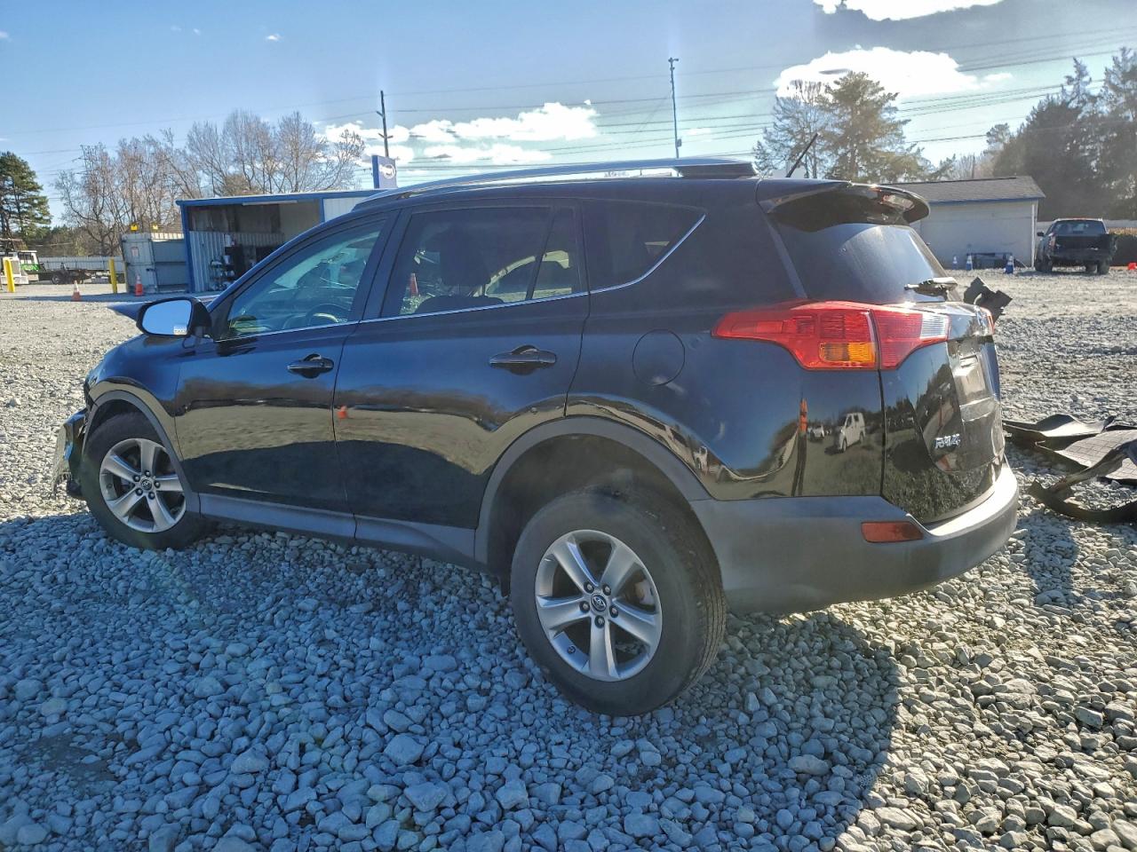 2015 TOYOTA RAV4 photo 4