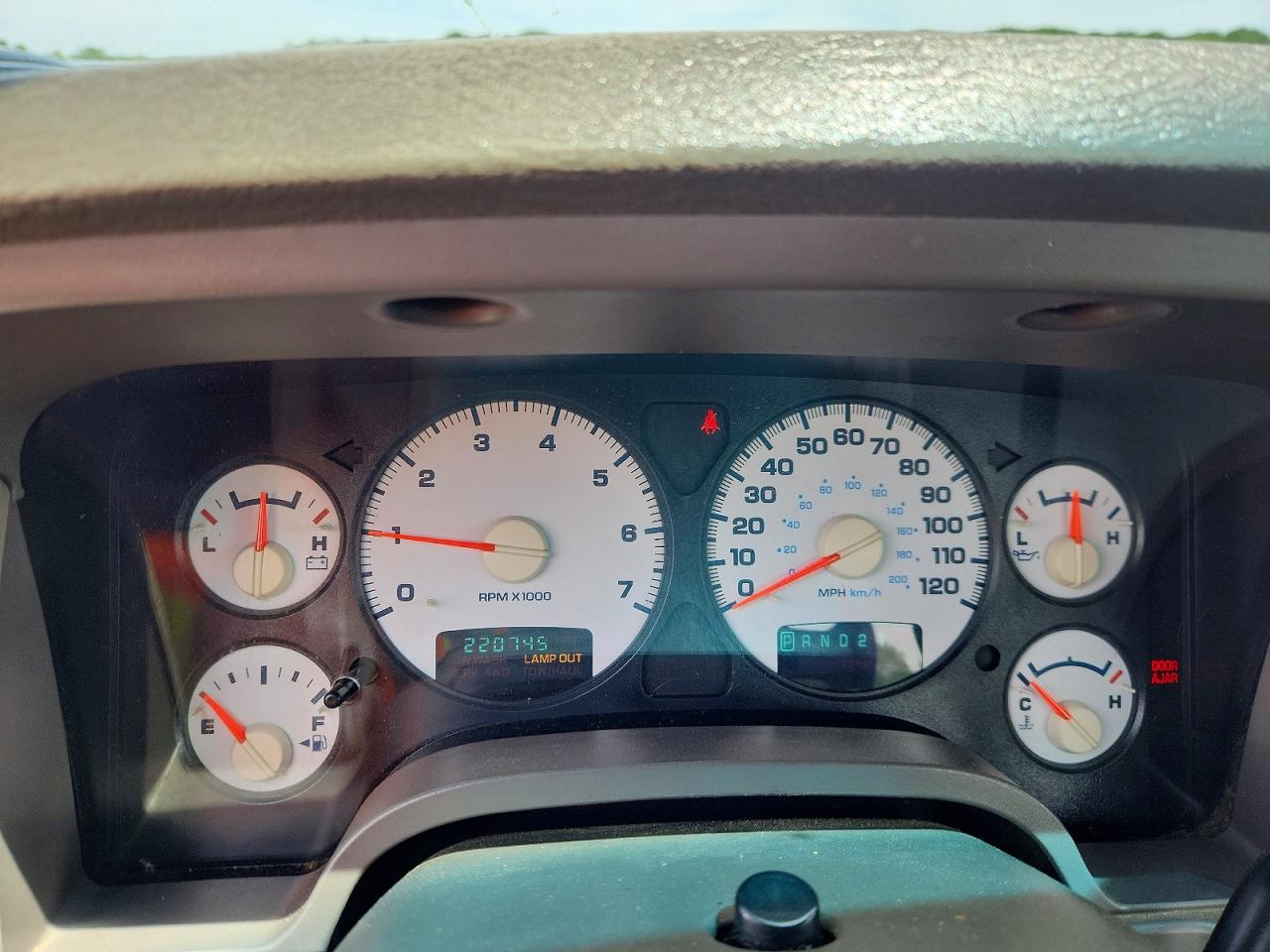 2004 DODGE RAM 1500 ST photo 17