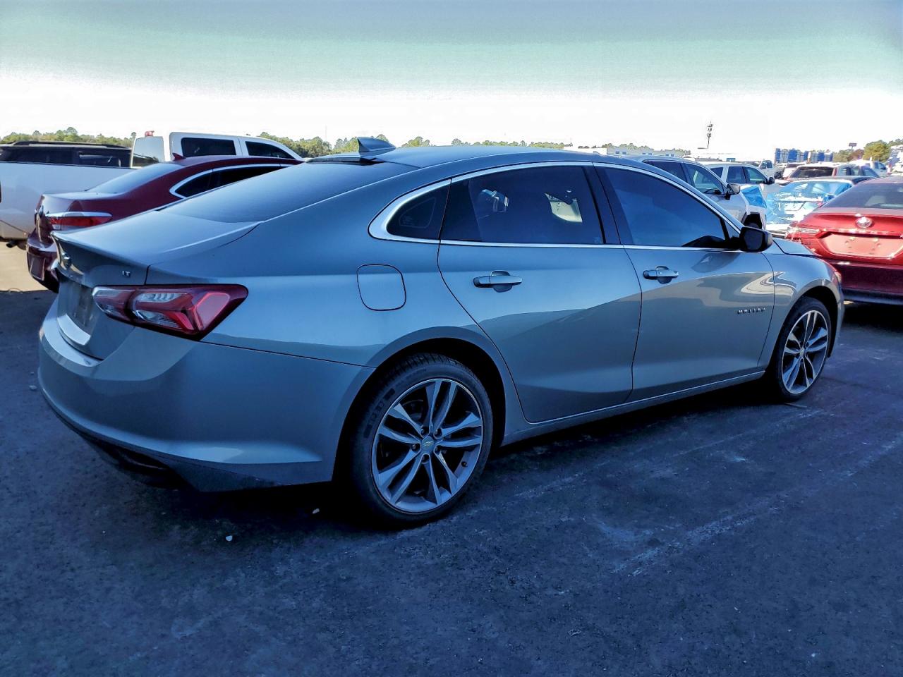 2023 CHEVROLET MALIBU PREMIER photo 3