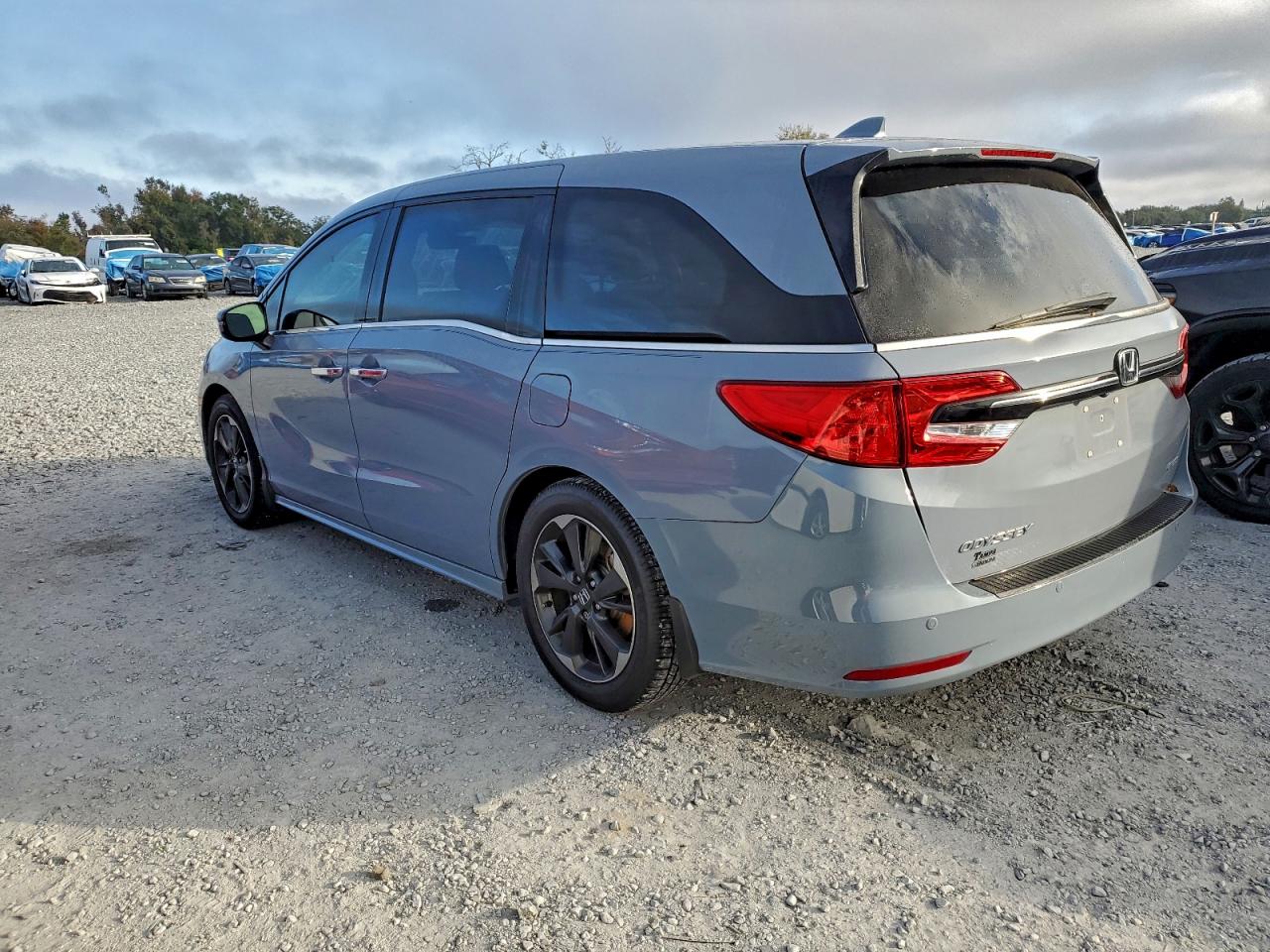 2023 HONDA ODYSSEY ELITE photo 2