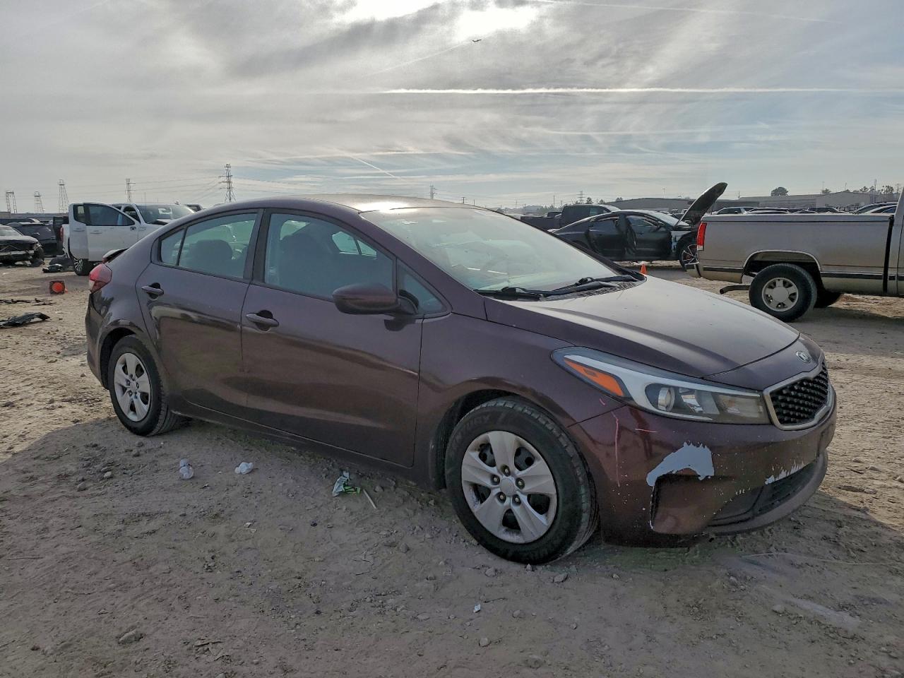 2017 KIA FORTE LX photo 4