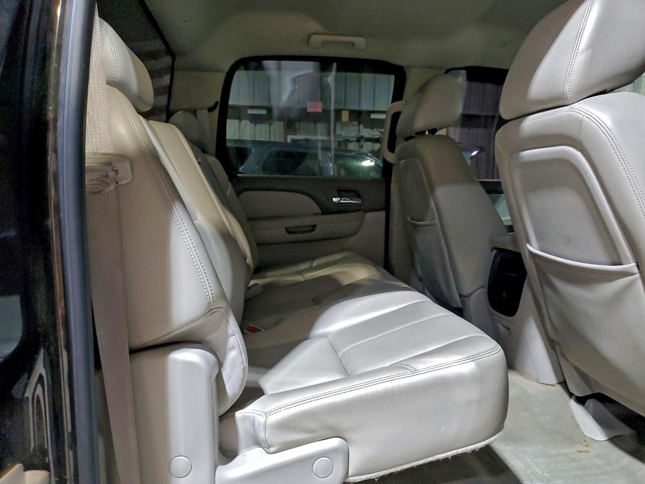 2010 CHEVROLET SILVERADO K1500 LTZ photo 10