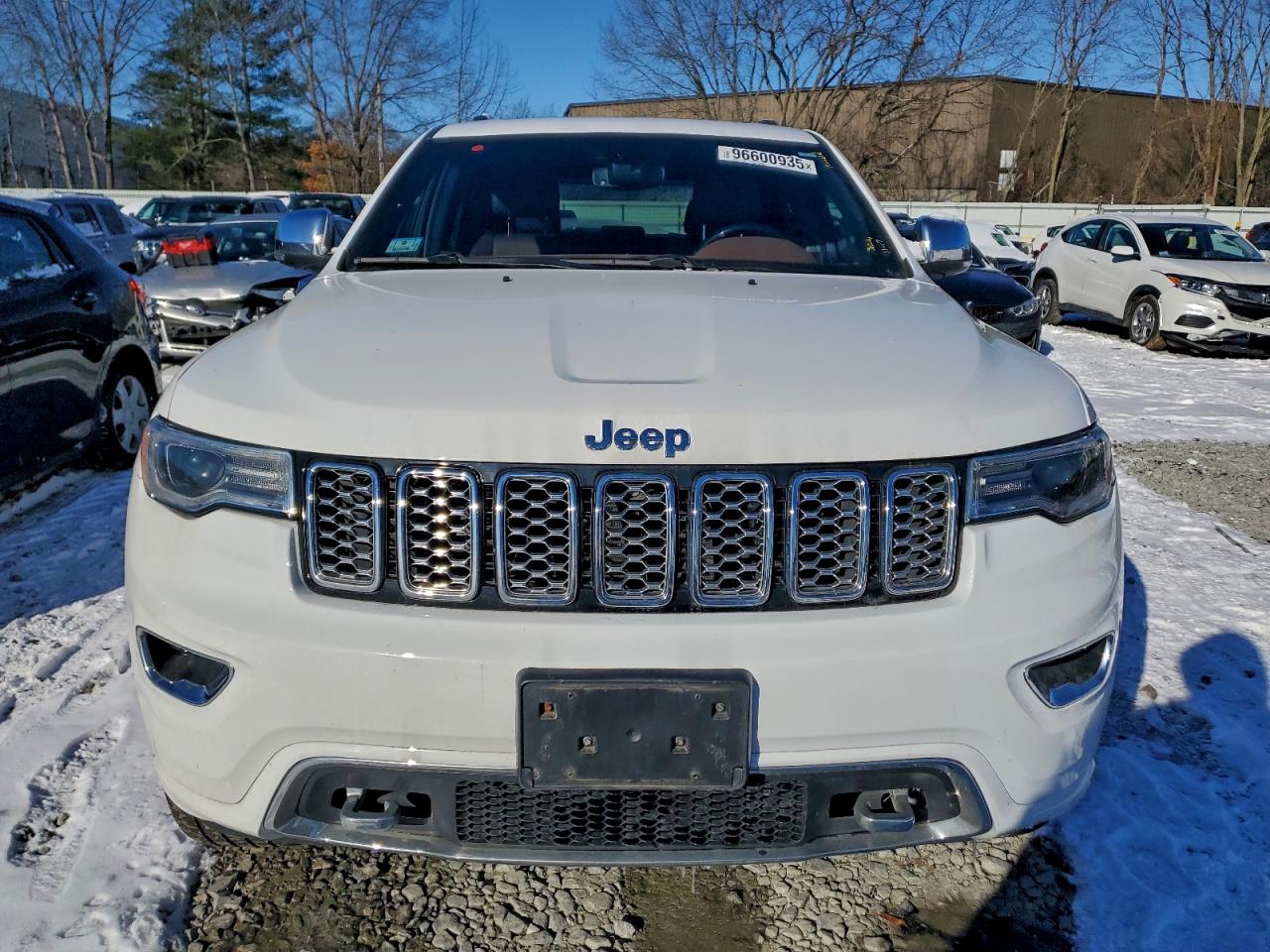 2020 JEEP GRAND CHEROKEE OVERLAND photo 9