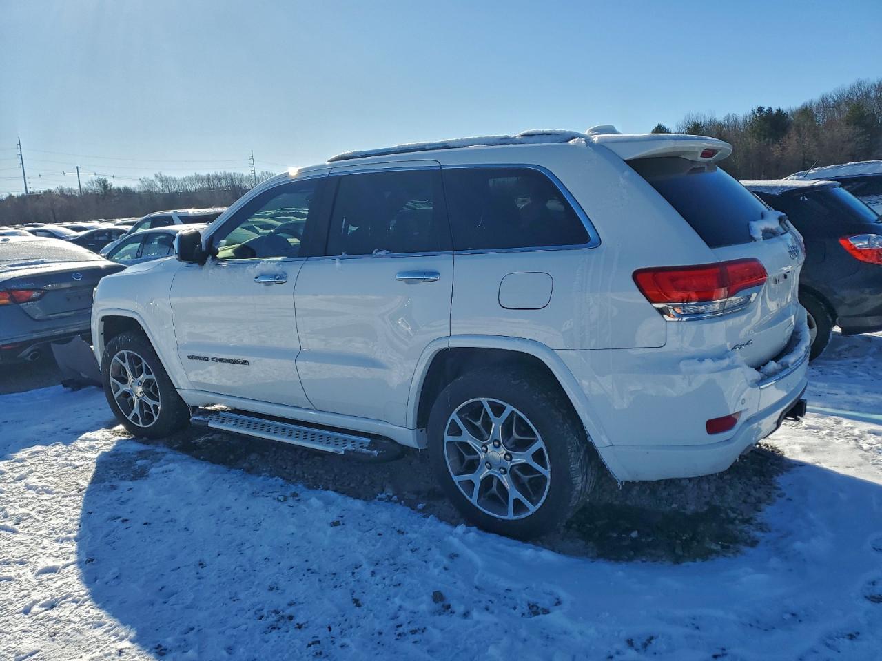 2020 JEEP GRAND CHEROKEE OVERLAND photo 3