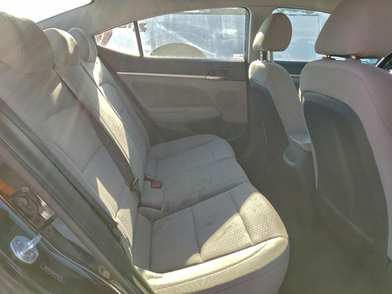2019 HYUNDAI ELANTRA SEL photo 10