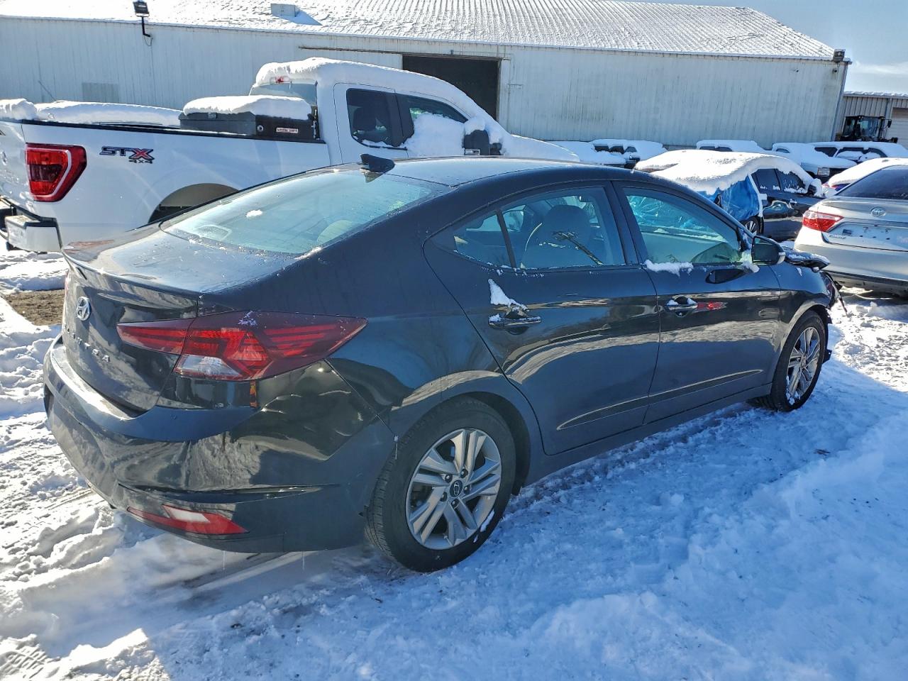 2019 HYUNDAI ELANTRA SEL photo 3
