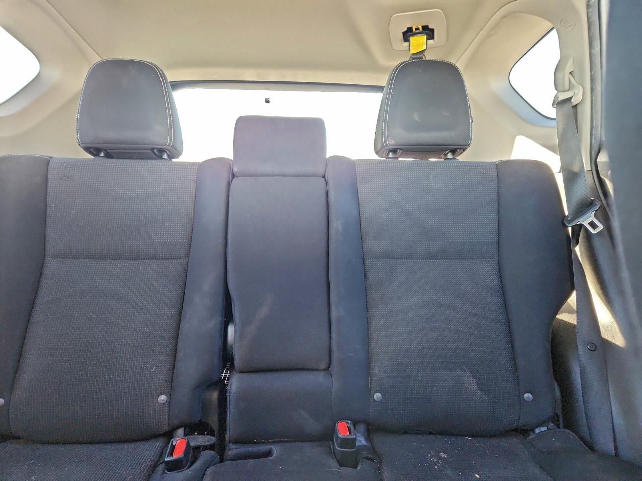 2016 TOYOTA RAV4 XLE photo 10