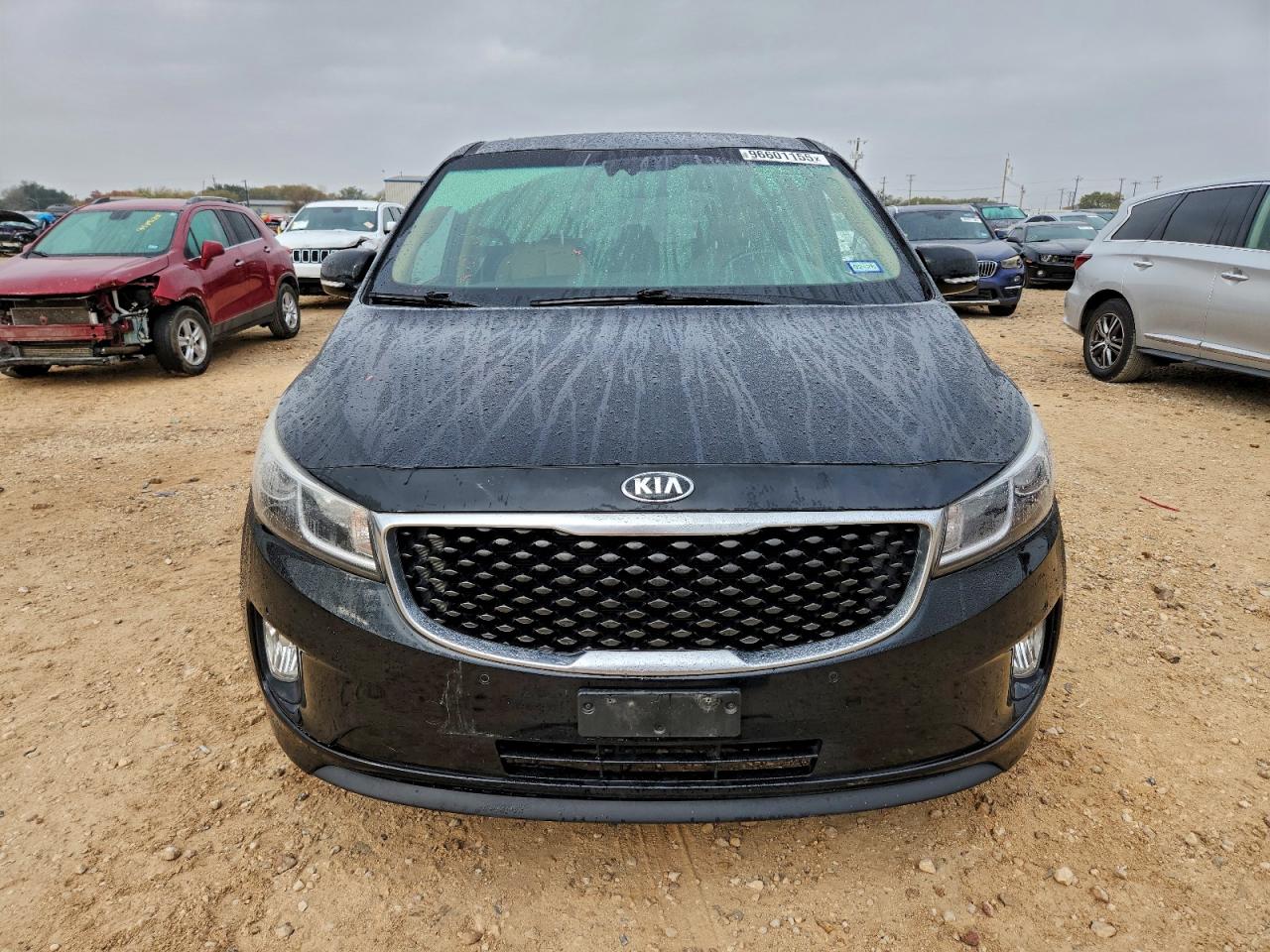 2017 KIA SEDONA EX photo 5