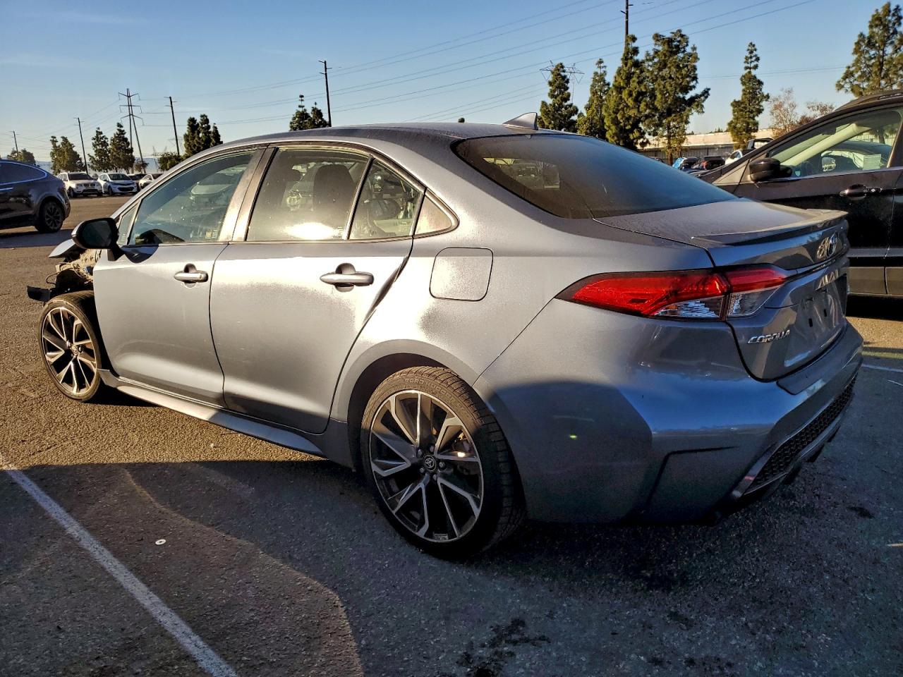 2020 TOYOTA COROLLA SE photo 2