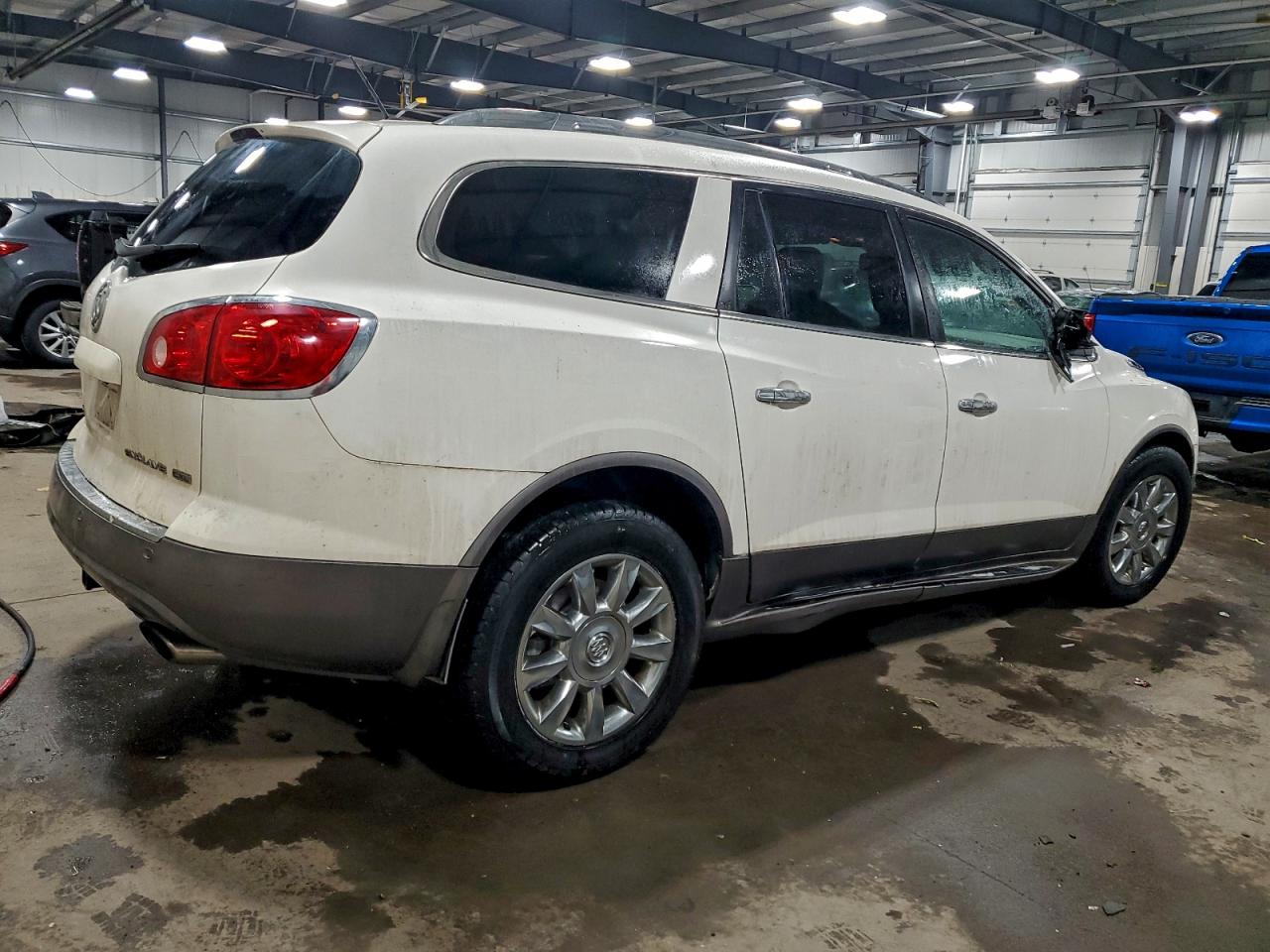 2011 BUICK ENCLAVE CXL photo 3