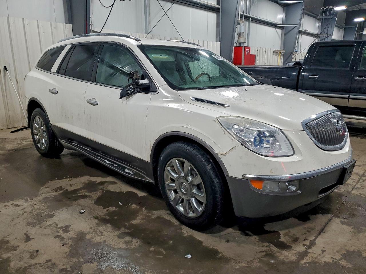 2011 BUICK ENCLAVE CXL photo 4
