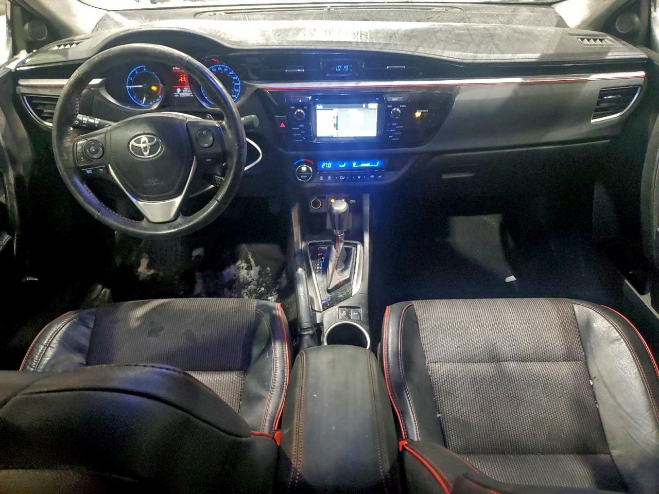 2015 TOYOTA COROLLA L photo 8