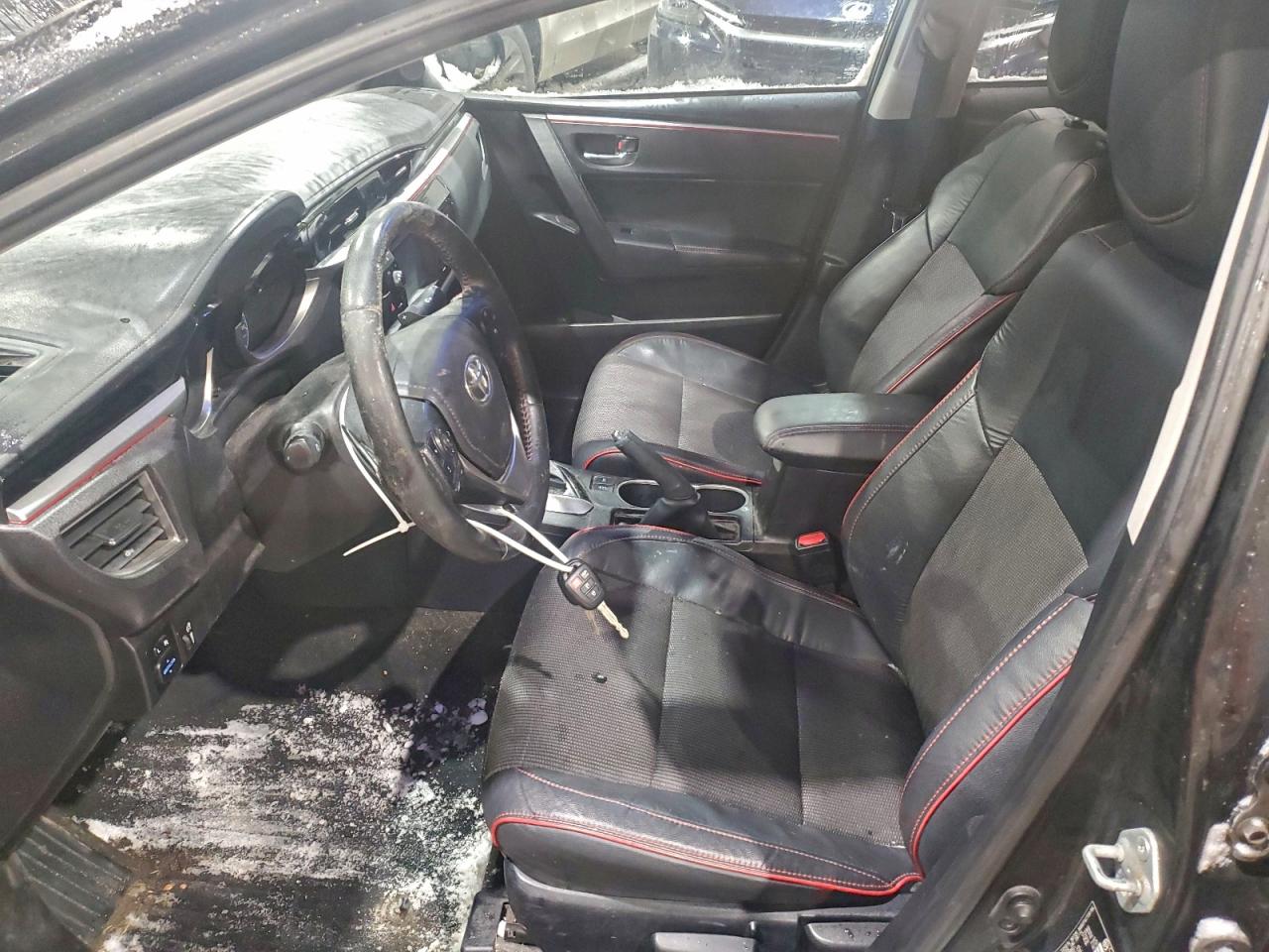 2015 TOYOTA COROLLA L photo 7