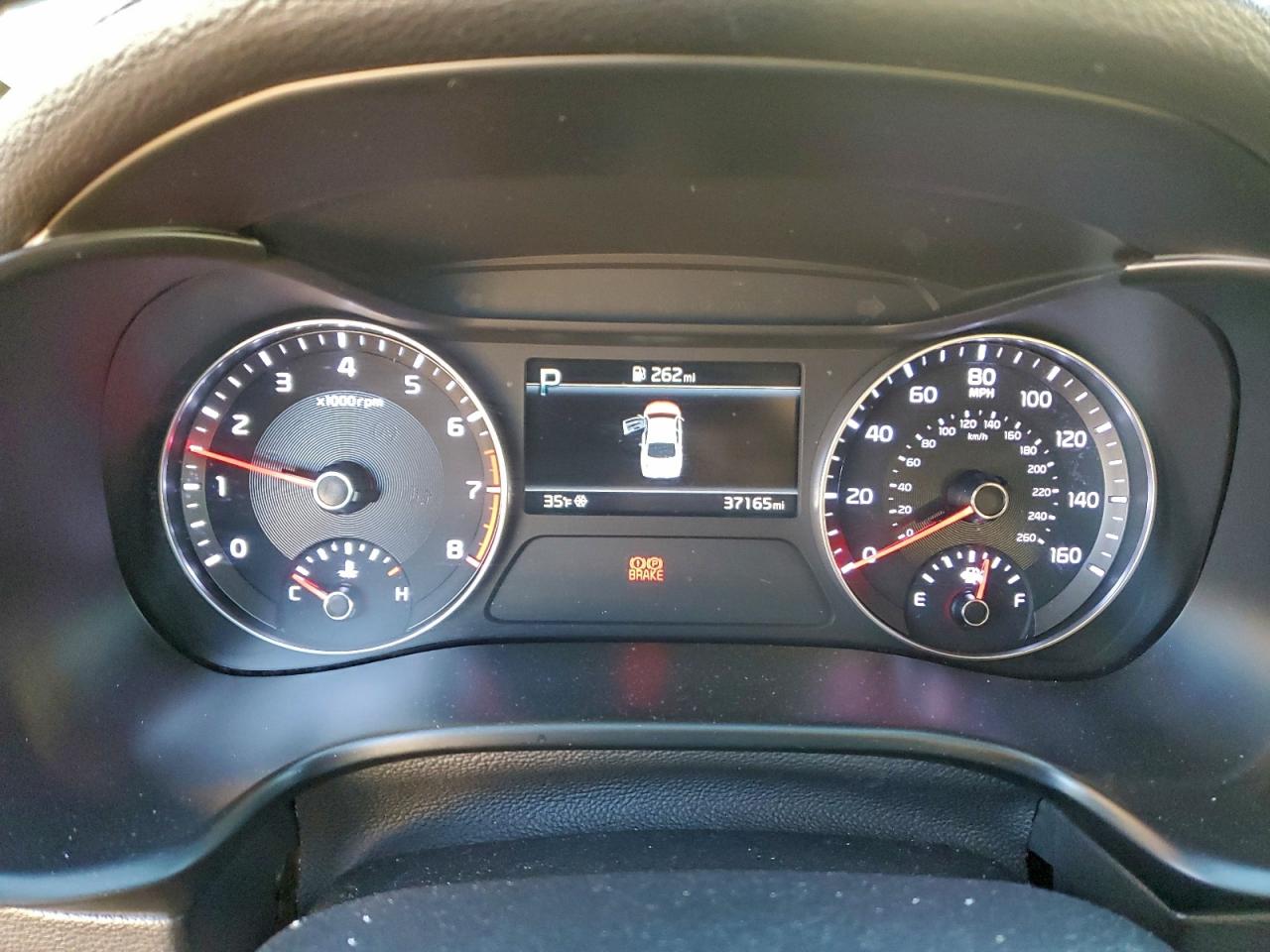 2023 KIA FORTE LX photo 9
