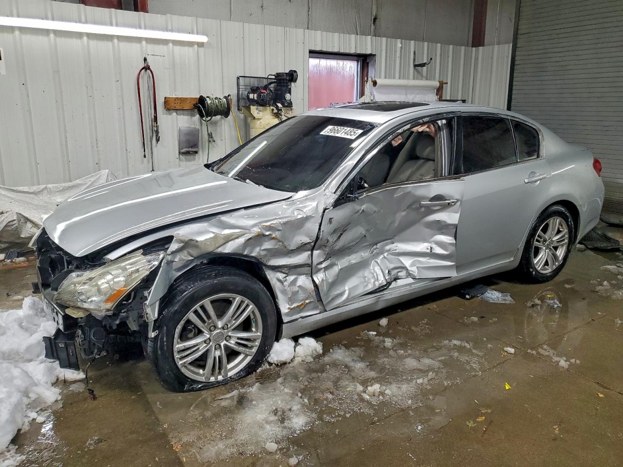 2010 INFINITI G37