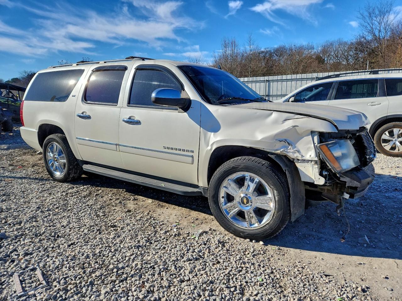 2009 CHEVROLET SUBURBAN C1500 LTZ photo 4