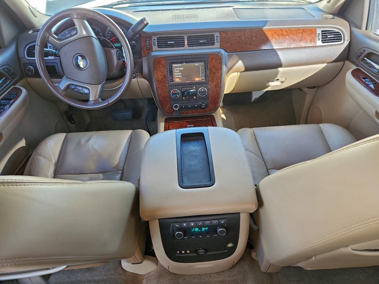 2009 CHEVROLET SUBURBAN C1500 LTZ photo 8