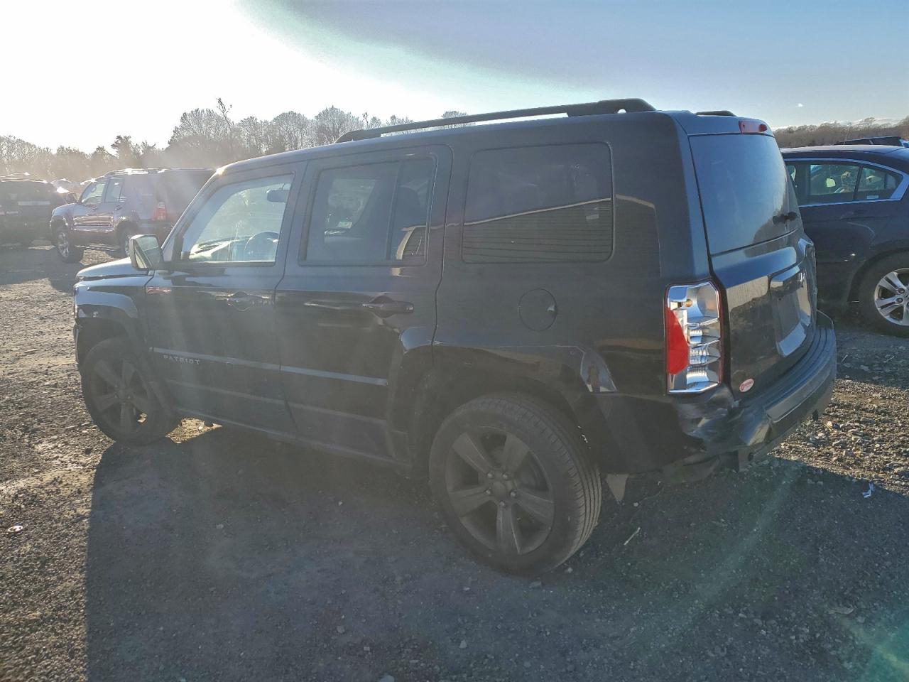 2015 JEEP PATRIOT photo 2