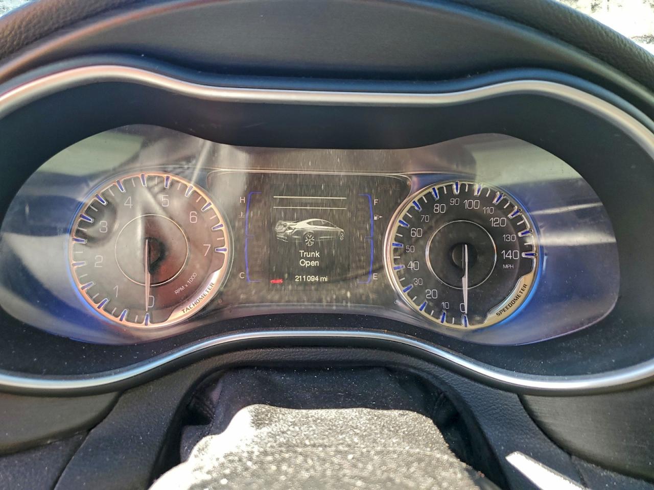2015 CHRYSLER 200 LIMITED photo 9