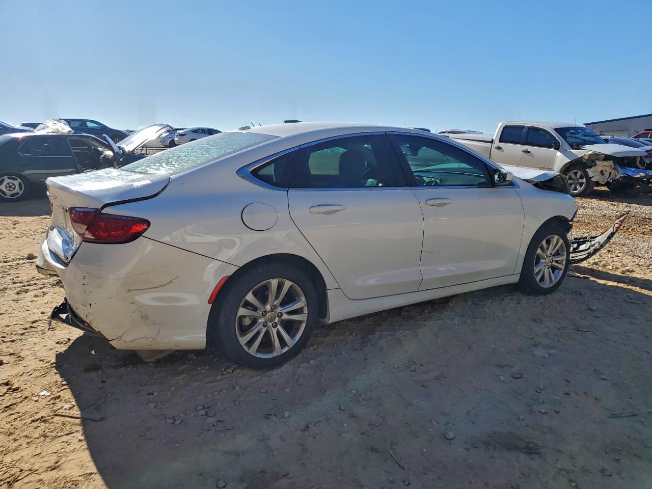 2015 CHRYSLER 200 LIMITED photo 3