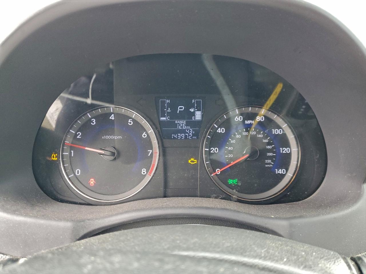 2017 HYUNDAI ACCENT SE photo 9