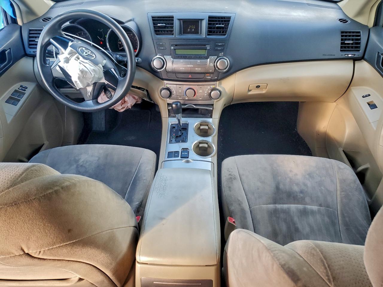 2012 TOYOTA HIGHLANDER BASE photo 15