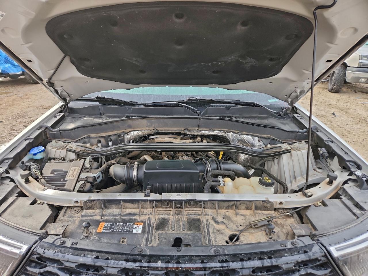 2020 FORD EXPLORER ST photo 21