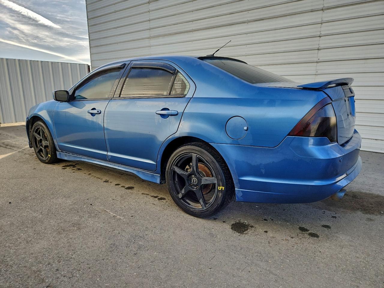 2010 FORD FUSION SPORT photo 2